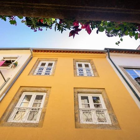 Se With Love- Sinta Braga Como Ela E. Buitenkant foto